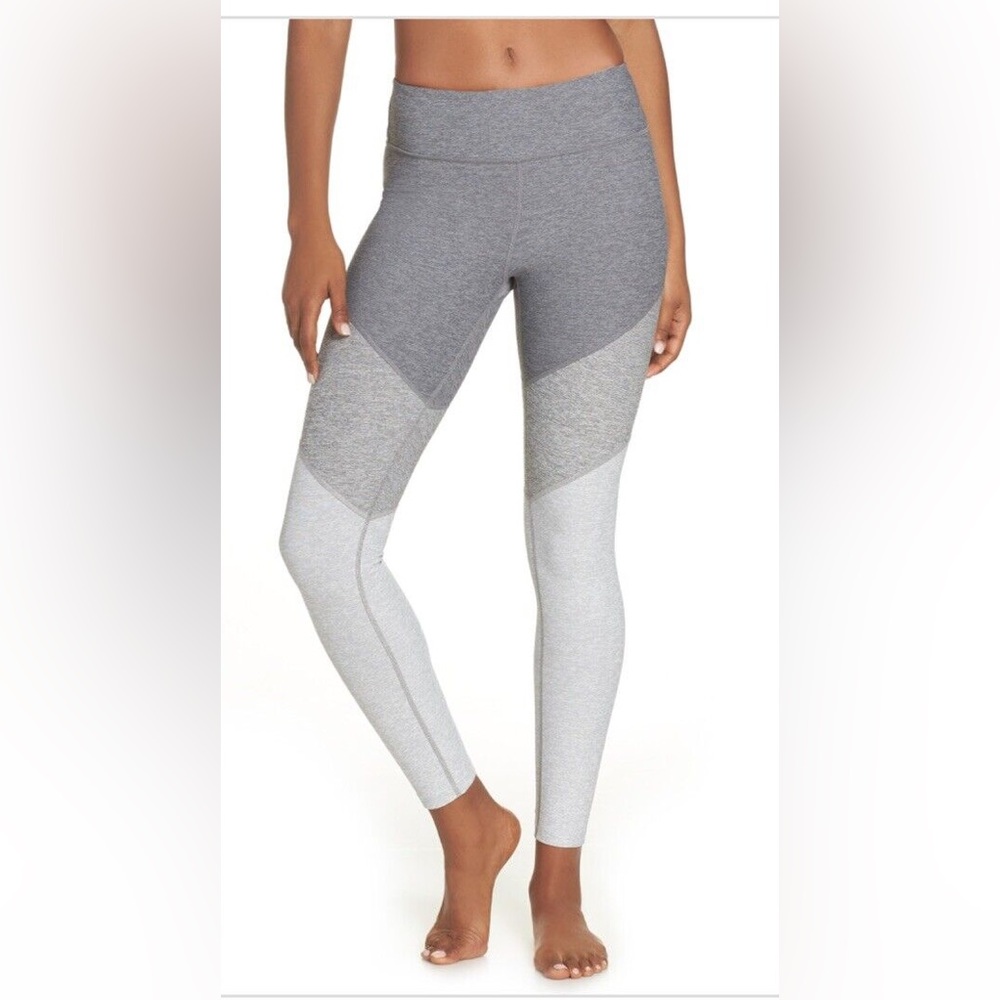 Brand New Outdoor Voices Tri Color Grey Leggings
